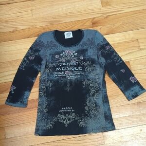 Women's 3/4 Length Sleeve Shirt - Black and Gray